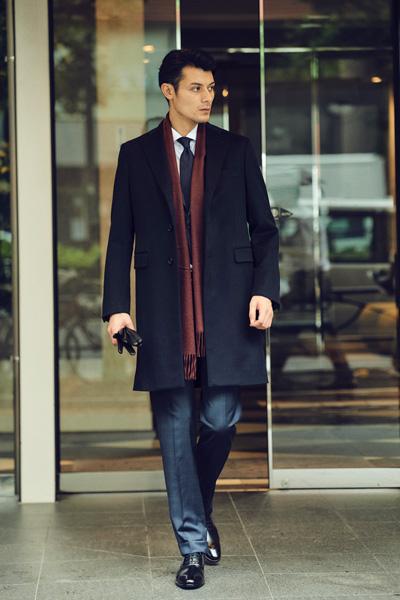 ストール選びと巻きテクで ワンランク上のコーディネートを愉しむ For Men マドラス株式会社