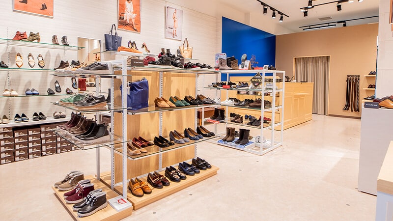 マドラス 滋賀竜王アウトレット店 マドラス株式会社