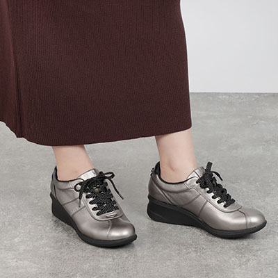 エル スポーツ ELLESPORT レースアップウェッジスニーカー　ESP14707 ETHANE 23.0