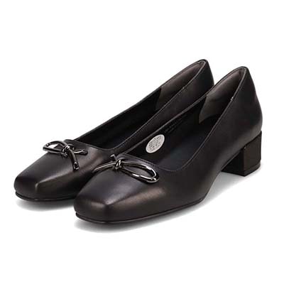 HIROKO KOSHINO　メタルリボンの上品さと歩きやすさを両立したスクエアトゥパンプス　HKL2700 BLACK 23.0