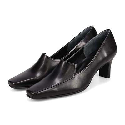HIROKO KOSHINO ソフトな足あたり サイドのカッティングが綺麗なスクエアトゥパンプス HKL4506 BLACK 23.0