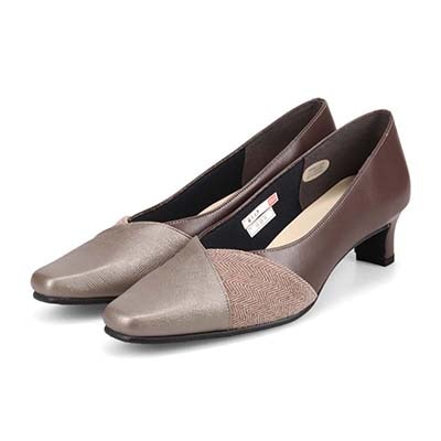 HIROKO KOSHINO Ｖカットラインが綺麗なデザインパンプス　HKL5149 OAK/C 23.0