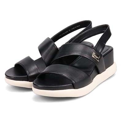 HIROKO KOSHINO FEMME 屈曲性のある6cmウェッッジソールサンダル　HRL5000 BLACK M　(23.0～23.5)