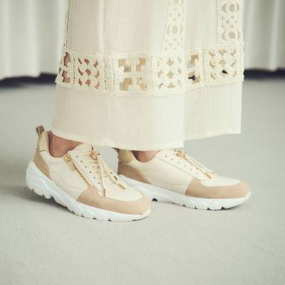 マドラス madras 特許 リカバリーメタインソール搭載  ゴールドがアクセントのエレガンでスタイリッシュなレザースニーカー　MAL9136MT BEIGE/C 5（22.5cm相当）