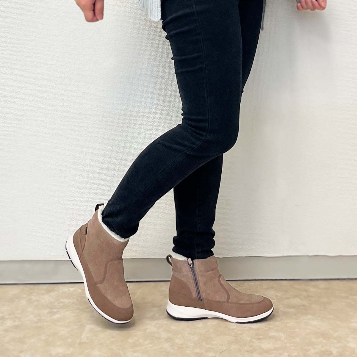 【GORE-TEX】マドラスウォーク madras Walk   ムートン調カジュアルブーツ  MWL1028 OAK 23.0