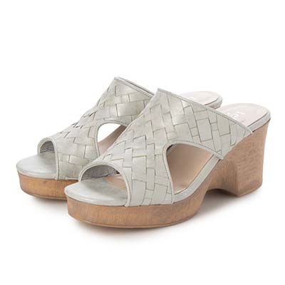 テーン tehen WOOD調ヒールで涼しげな7.5cmウェッジミュールサンダル　TN2306 SILVER M　(23.0～23.5)