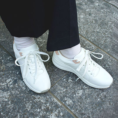 モデロ MODELLO 独自開発ソールで『圧倒的』 歩きやすさ！マドラス製 新感覚ウィメンズシューズ 『airshoot』DML10101 WHITE 23.0