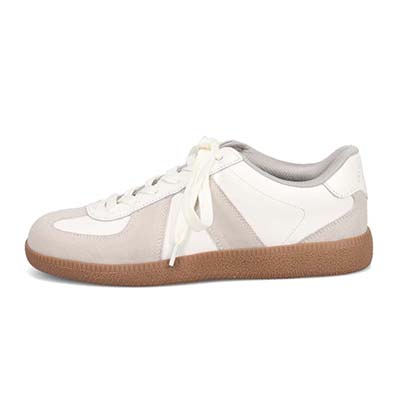 モデロ MODELLO 「リカバリーインソール」搭載で指圧効果により血行を115％促進。Recoveryジャーマントレーナー 　DML6068R WHITE 23.0