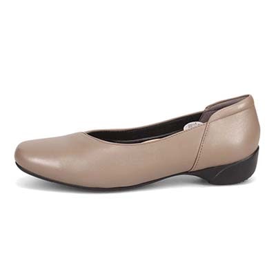 HIROKO KOSHINO 斜めVカットカジュアルパンプス HKL7511 D-OAK 23.0