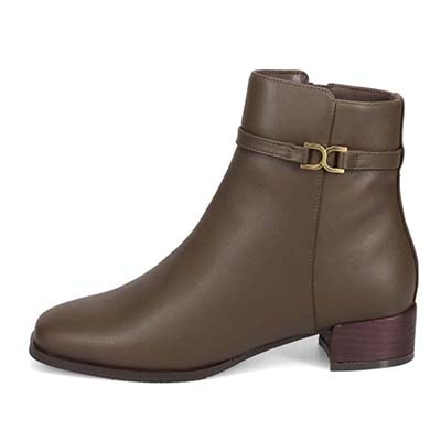 HIROKO KOSHINO 上質な羊革と足首の金具で高級感UP　ショートブーツ　HKL8006 D-BROWN 23.0