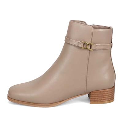 HIROKO KOSHINO 上質な羊革と足首の金具で高級感UP　ショートブーツ　HKL8006 OAK 23.0