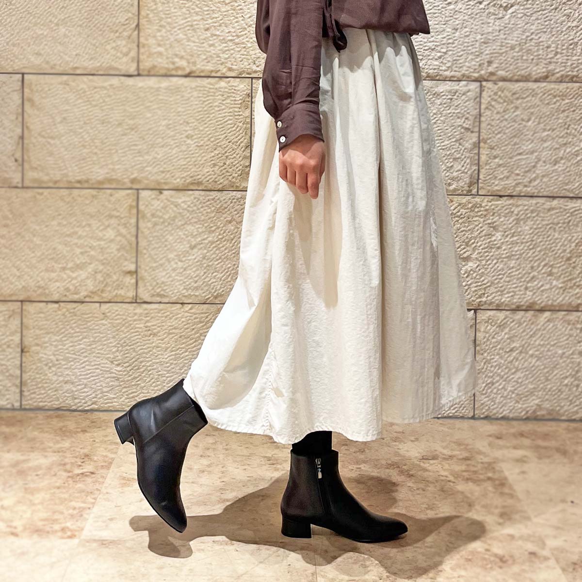 マドラス madras 特許 リカバリーメタインソール搭載 カジュアルにもエレガントにも映える 実用性に磨きをかけた 超万能プレーン3.5ｃｍショートブーツ　MAL9115MT BLACK 23.0