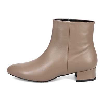 マドラス madras 特許 リカバリーメタインソール搭載 カジュアルにもエレガントにも映える 実用性に磨きをかけた 超万能プレーン3.5ｃｍショートブーツ　MAL9115MT OAK 23.0