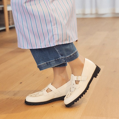 マドラス madras 特許 リカバリーメタインソール搭載　上質できちんと感のあるローファー　MAL9118MT WHITE 23.0