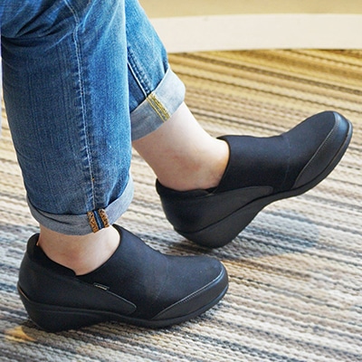 【GORE-TEX】マドラスウォーク madras Walk 「Recovery Shiatsu Insole」搭載で指圧効果により血行をよくする。 シンプルなデザインでさまざまなスタイルに合わせやすい！通勤・きれい目 ゴアテックススリッポンスニーカー MWL1008R BLACK 23.0