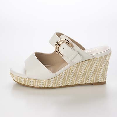 テーン tehen 旬の素材感とメタルパーツが織りなす、洗練された大人のリゾートスタイル。ウェッジ ミュールサンダル　TN1809 WHITE 23.0