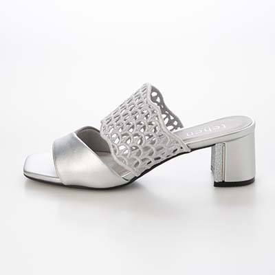 テーン tehen 大人の抜け感を演出する編み込みデザイン。歩きやすさと品格を兼ね備えた5cmヒール。ミュールサンダル　TN6711 SILVER 23.0