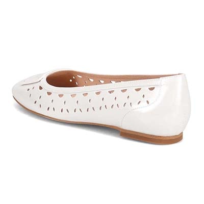 モデロ MODELLO 涼しげなカットワークのバックル付きスクエアバレエシューズ　DML3101 WHITE-METALLIC 23.0