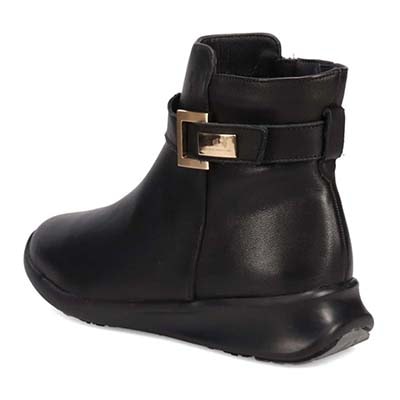 HIROKO KOSHINO 上質な牛革とブランドロゴが入った金具が高級感UP　ショートブーツ　HKL6207 BLACK 23.0