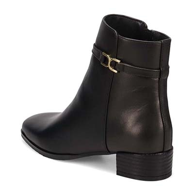 HIROKO KOSHINO 上質な羊革と足首の金具で高級感UP　ショートブーツ　HKL8006 BLACK 23.0