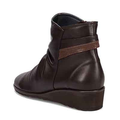 ミッシー デ ミッシー missy des missy キレイ目シルエット 柔らか素材の 軽量ショートブーツ   MMD4633 D-BROWN 23.0