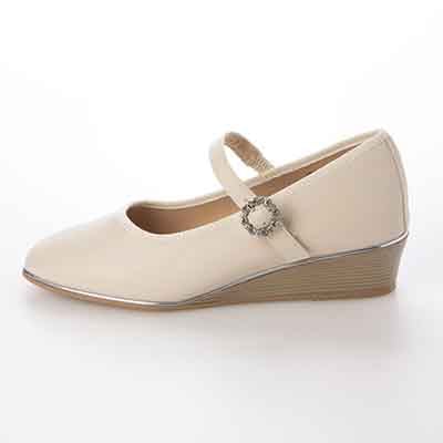 テーン tehen 柔らかアッパーのビジューバックル メリージェーンパンプス　TN4027 IVORY 23.0