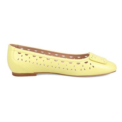 モデロ MODELLO 涼しげなカットワークのバックル付きスクエアバレエシューズ　DML3101 YELLOW 23.0