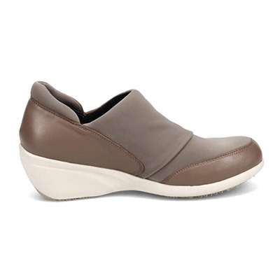 【GORE-TEX】マドラスウォーク madras Walk 「Recovery Shiatsu Insole」搭載で指圧効果により血行をよくする。 シンプルなデザインでさまざまなスタイルに合わせやすい！通勤・きれい目 ゴアテックススリッポンスニーカー MWL1008R OAK 23.0