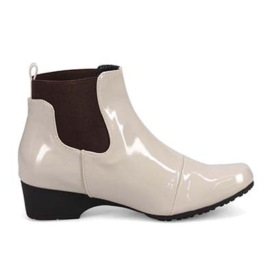 ソフトステップ SOFT STEP 雨の日も安心♪レイン対応ショートゴアブーツ IVORY-ENAMEL 23.0