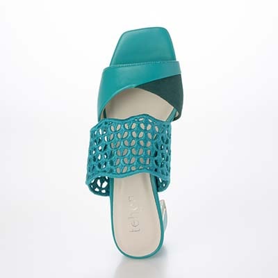 テーン tehen 大人の抜け感を演出する編み込みデザイン。歩きやすさと品格を兼ね備えた5cmヒール。ミュールサンダル　TN6711 GREEN 23.0