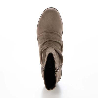 エル スポーツ ELLESPORT  軽くて歩きやすい、スエード調素材のエレガントな一足  軽量ウェッジショートブーツ　ESP14711 OAK-SILKY 23.0