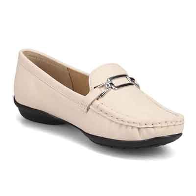 HIROKO KOSHINO 足入れの良いスクエアトウ・モカデザイン カジュアルシューズ HKL7500 IVORY 23