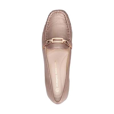 HIROKO KOSHINO 足入れの良いスクエアトゥ・モカデザイン カジュアルシューズ HKL7500 BRONZE 23.0