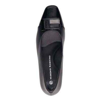HIROKO KOSHINO ラインの綺麗なバックルモーチーフ飾り付き デザインパンプス HKL7502 BLACK 23.0