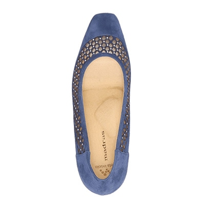 マドラス madras 特許 リカバリーメタインソール搭載 5.5cmヒール のカットワークデザインパンプス　MAL9123MT BLUE-SILKY 23.0
