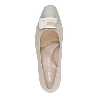 ミッシー デ ミッシー missy des missy ラインの綺麗なバックルモーチーフ飾り付き デザインパンプス MMD7502 L-GRAY 23.0