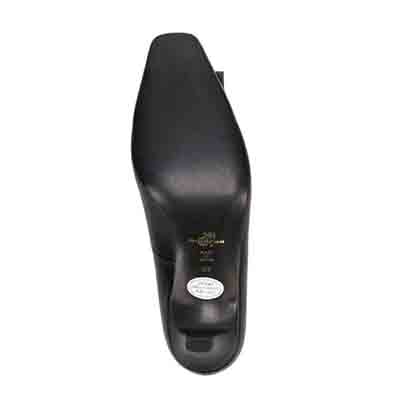 マドラス madras 特許 リカバリーメタインソール搭載 5.5ｃｍ ラグジュアリーなモチーフ付き ソフトなスクエアトゥパンプス MAL9106SMT BLACK 23.0