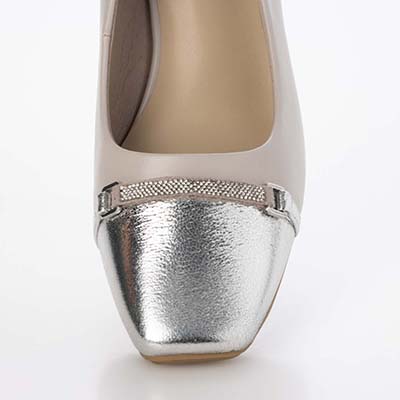 テーン tehen 品格と華やかさを纏う、5.5cm大人のスクエアトゥパンプス　TN1870 SILVER/C 23