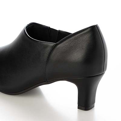 テーン tehen スクエアトゥ×5.5cmヒールで大人のきれいめスタイルに　すっきり美シルエットブーティ　TN5512 BLACK 23.0