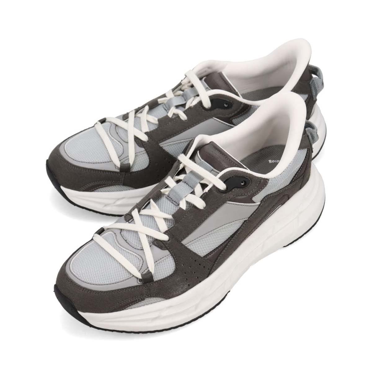 モデロ MODELLO 「リカバリーインソール」搭載で指圧効果により血行を115％促進。Recoveryナイロンメッシュスニーカー　DM2754R GRAY/C 25.0