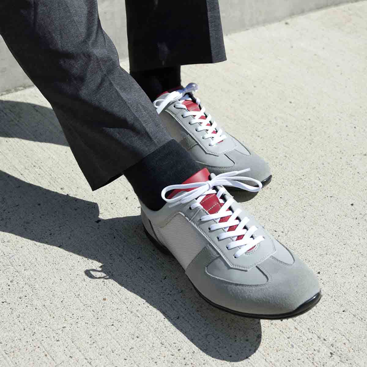 【抗ウイルス・抗菌加工】モデロ MODELLO  ドライビングレザースニーカー　DM3142 L-GRAY/C 25.0