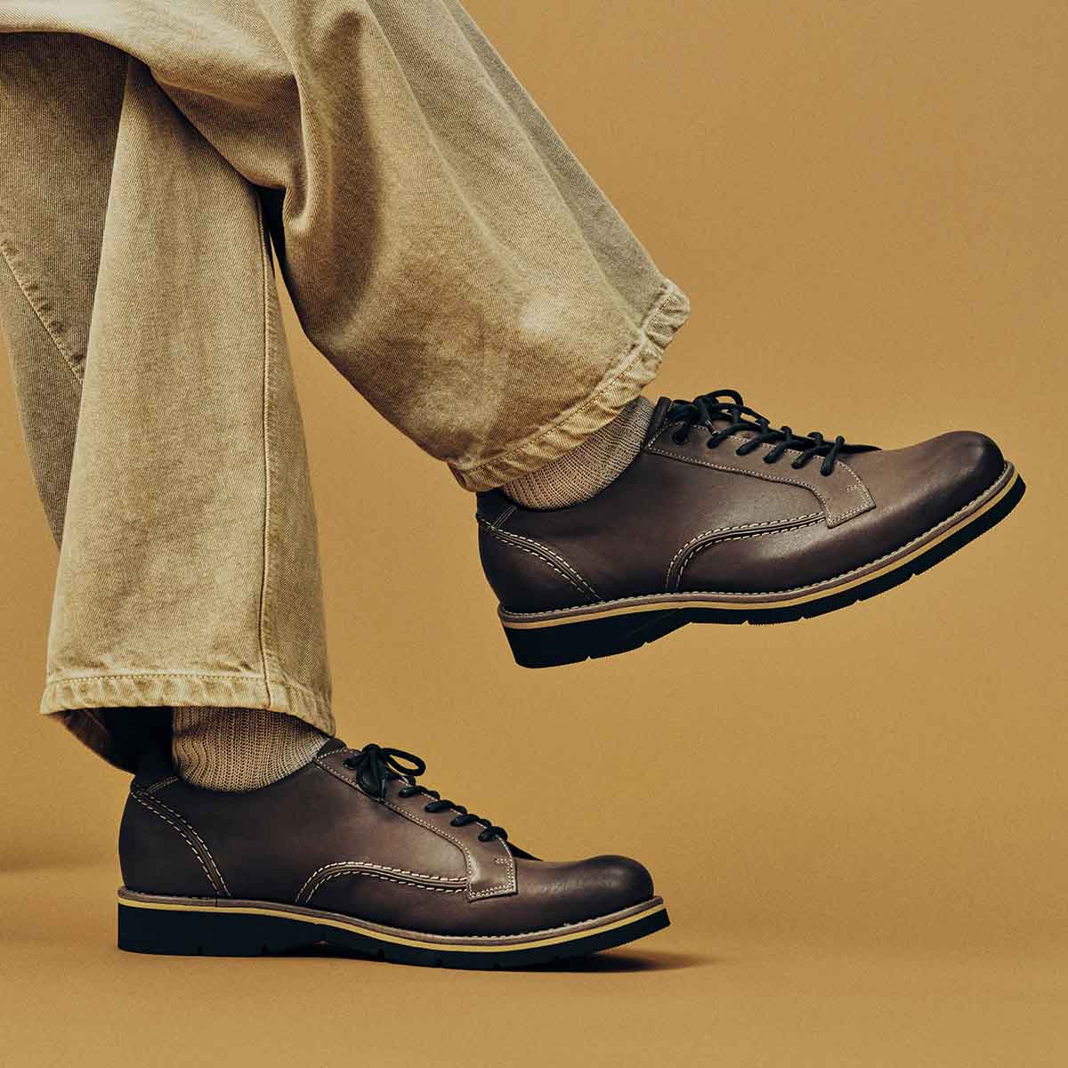 モデロ MODELLO 「Recovery Shiatsu Insole」搭載で指圧効果により血行をよくする。レースアップカジュアルシューズ　DM5535R GRAY 25.0
