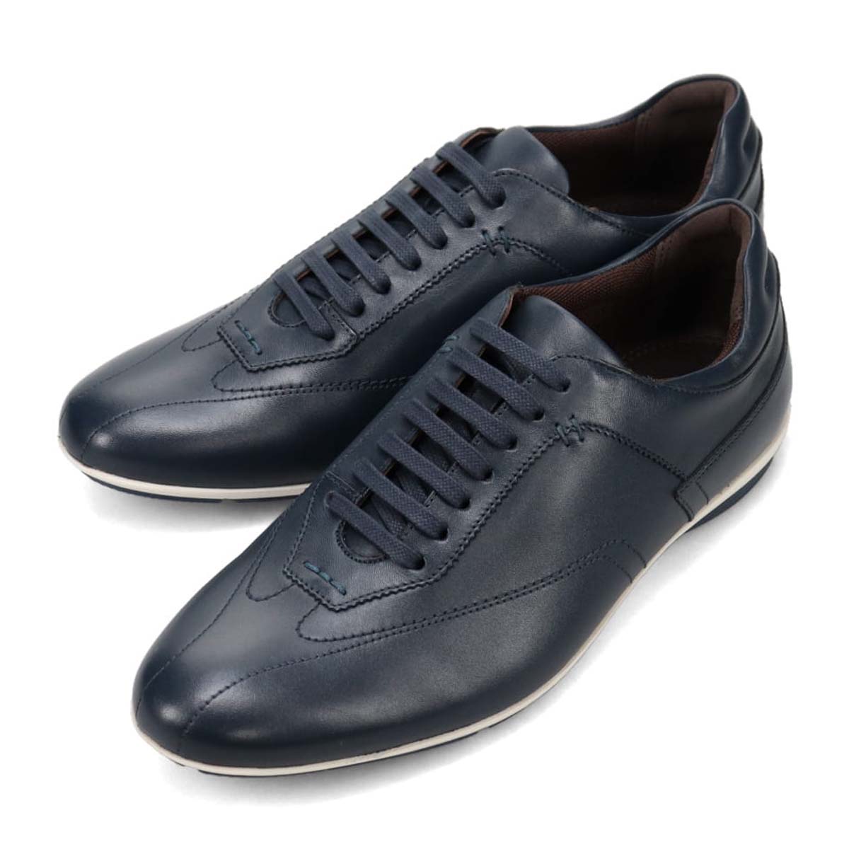 【抗菌消臭機能】さまざまなシーンに合わせやすい ドレスレザースニーカー DM6922 NAVY 25.0