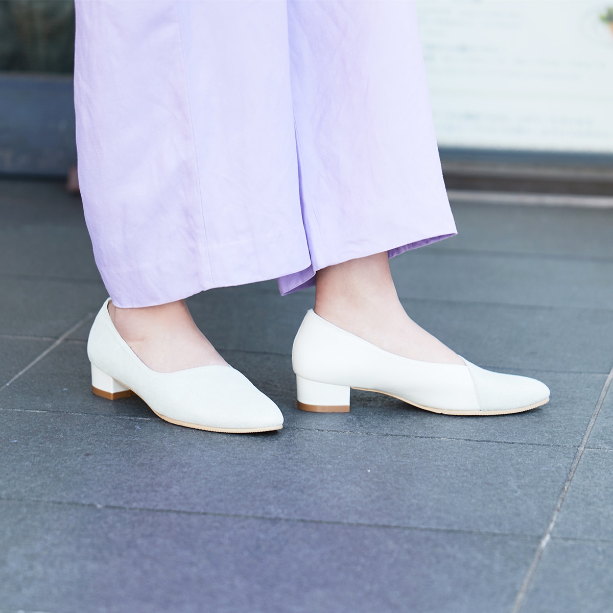 モデロ MODELLO ポインテッドトゥ・ローヒールパンプス DML1304 IVORY 23.0