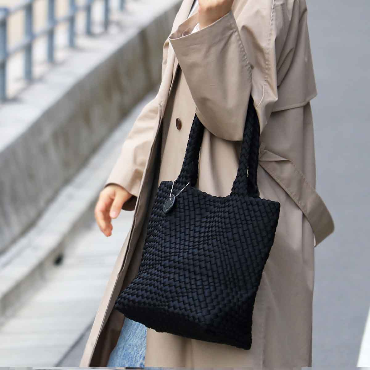 モデロ MODELLO 艶のあるメッシュ素材の大人アイテム メッシュバッグ　DMLB110 BLACK FREE