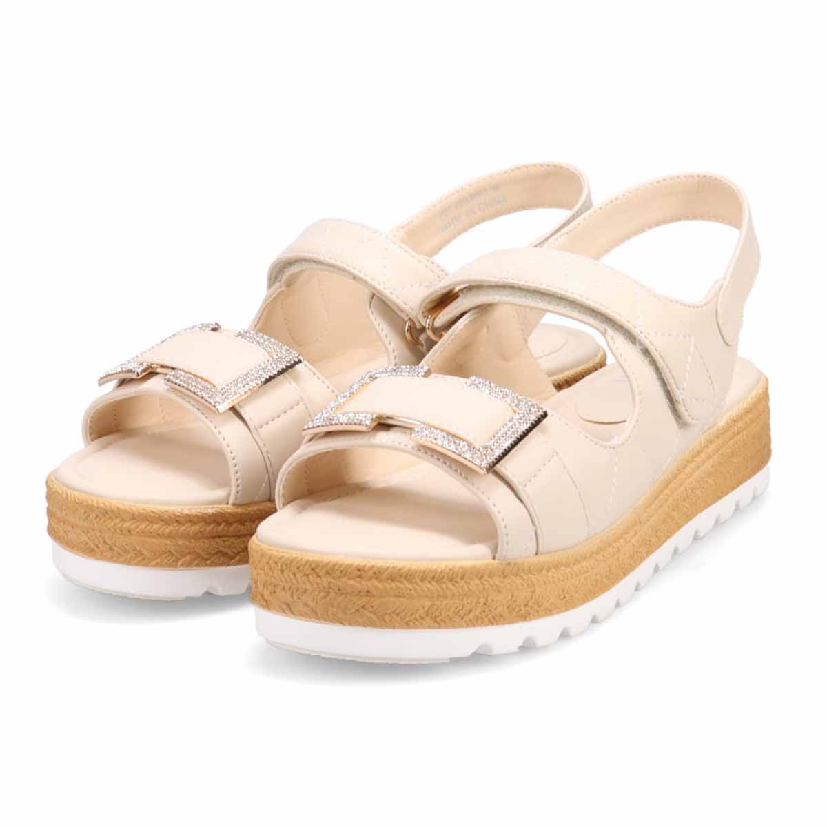HIROKO KOSHINO FEMME モードなキルティングと輝くバックル。歩きやすさを兼ね備えたフットベッドサンダル　HRL6001 IVORY M　(23.0～23.5)