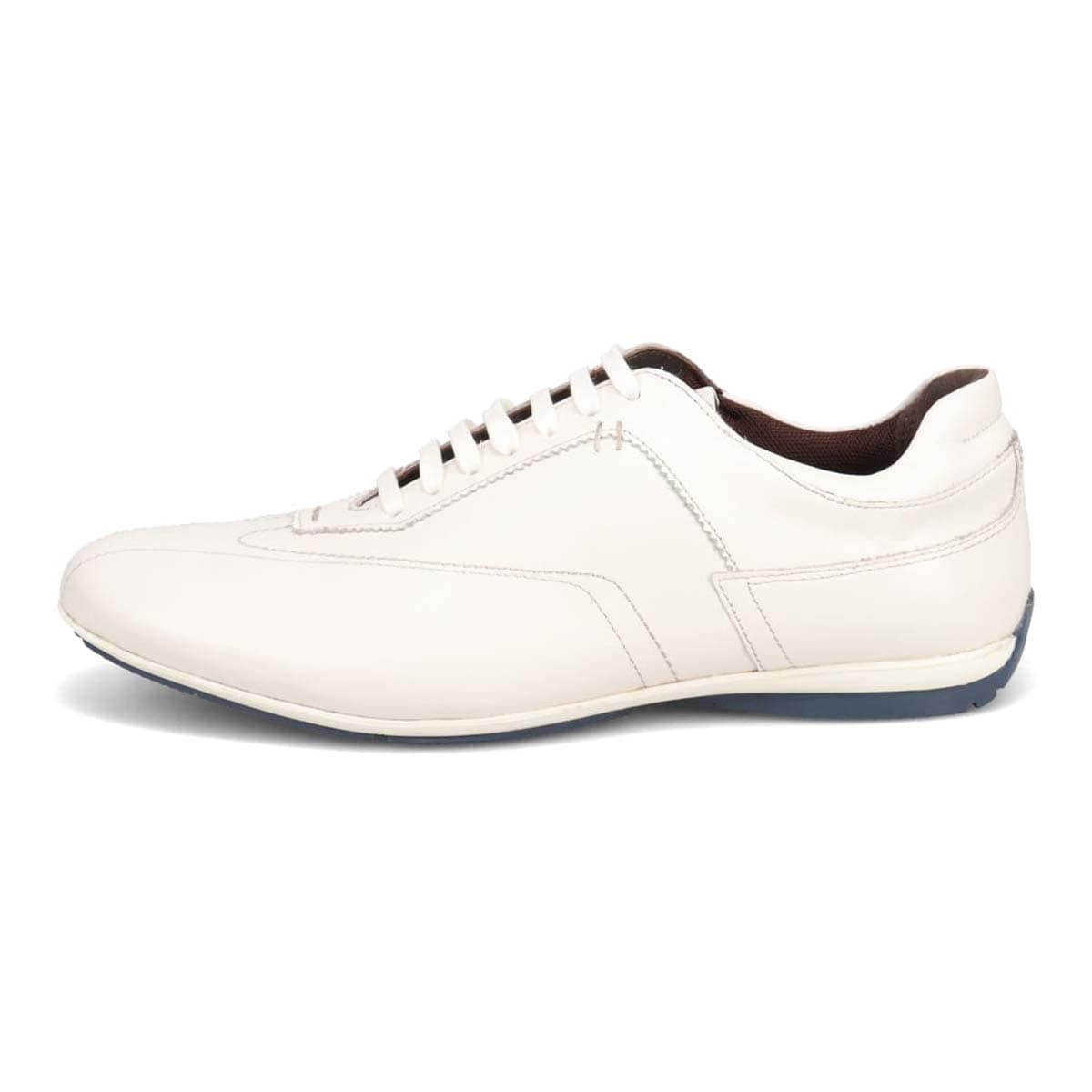 【抗菌消臭機能】さまざまなシーンに合わせやすい ドレスレザースニーカー DM6922 WHITE 25.0