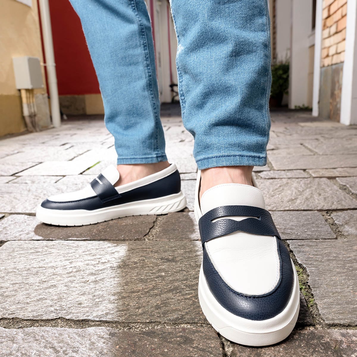 【抗ウイルス・抗菌加工】MODELLO WALK モデロウォーク 日本初の「圧倒的」機能を搭載したGORE-TEX  スリッポン・レザースニーカー　DMW754G NAVY/WHITE 25.0