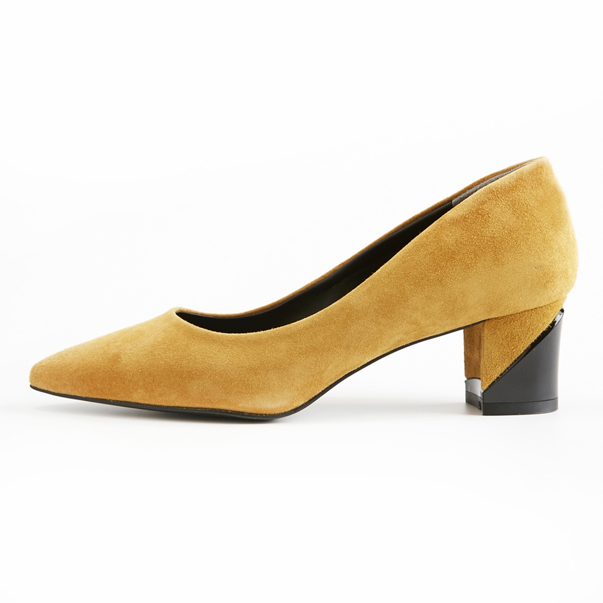 マドラス madras オリジナルのポインテッド木型を使用したプレーンパンプス。   MAL737 MUSTARD-S 23.0