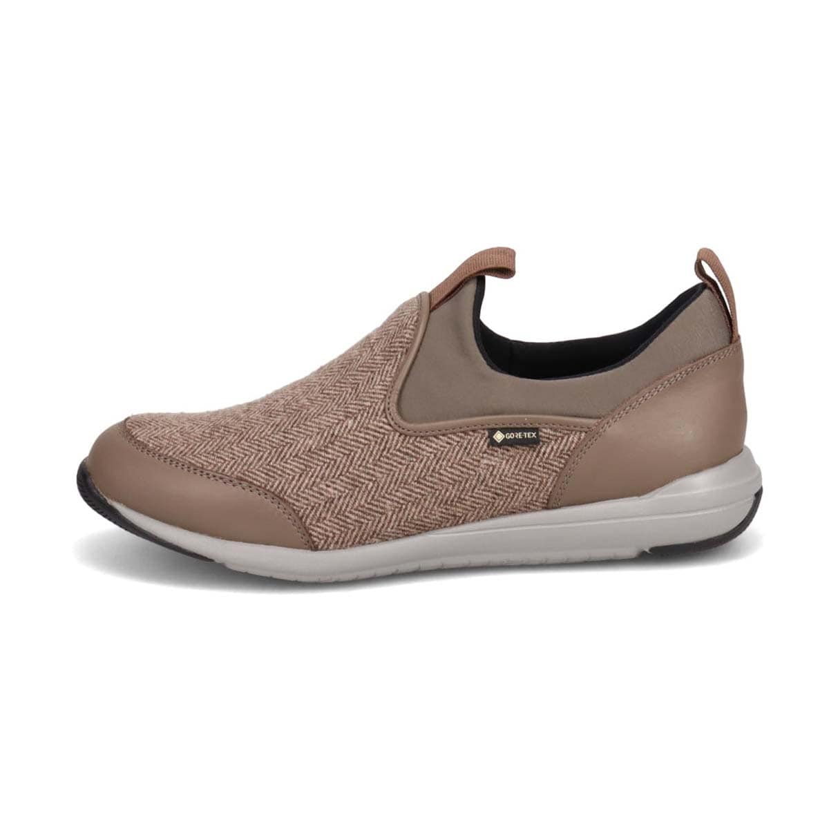 【GORE-TEX】 マドラスウォーク madras Walk スニーカー感覚で普段履きにもピッタリ！ さまざまなスタイルにも合う スリッポンスニーカー  MWL1006S OAK-TX 23